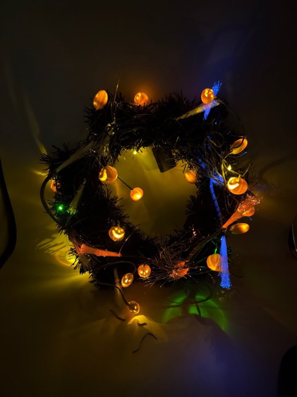 Halloween LED Fiber Optic Black Wreath With Orange Pumpkin Decorations 16 Inches